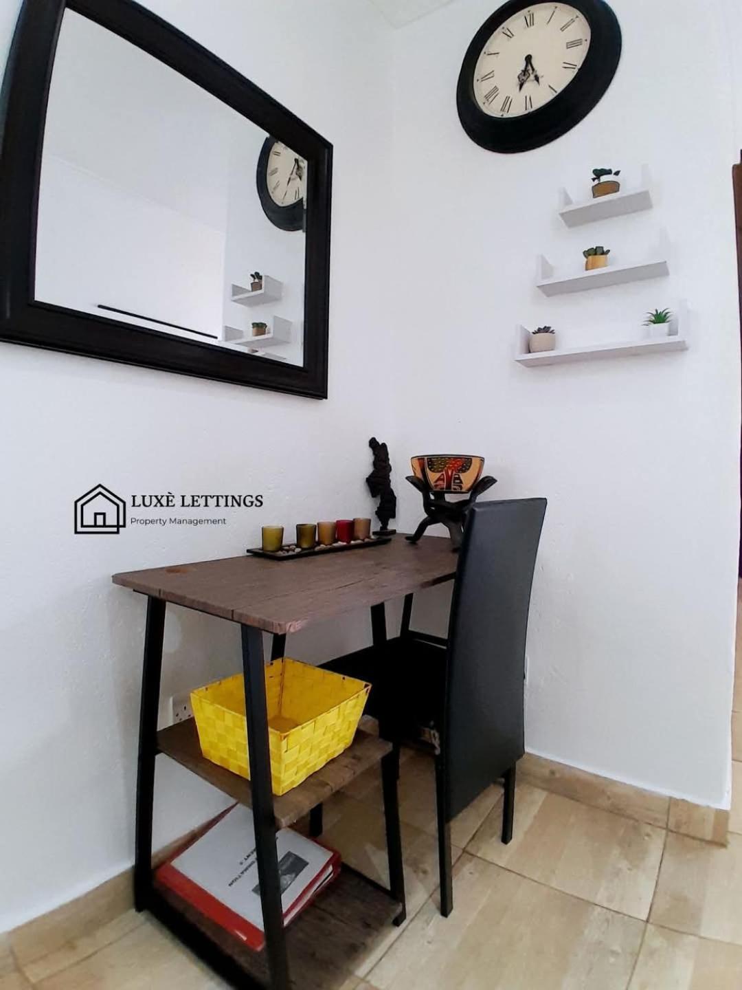 Crystal Apartments Lilongwe Ngoại thất bức ảnh