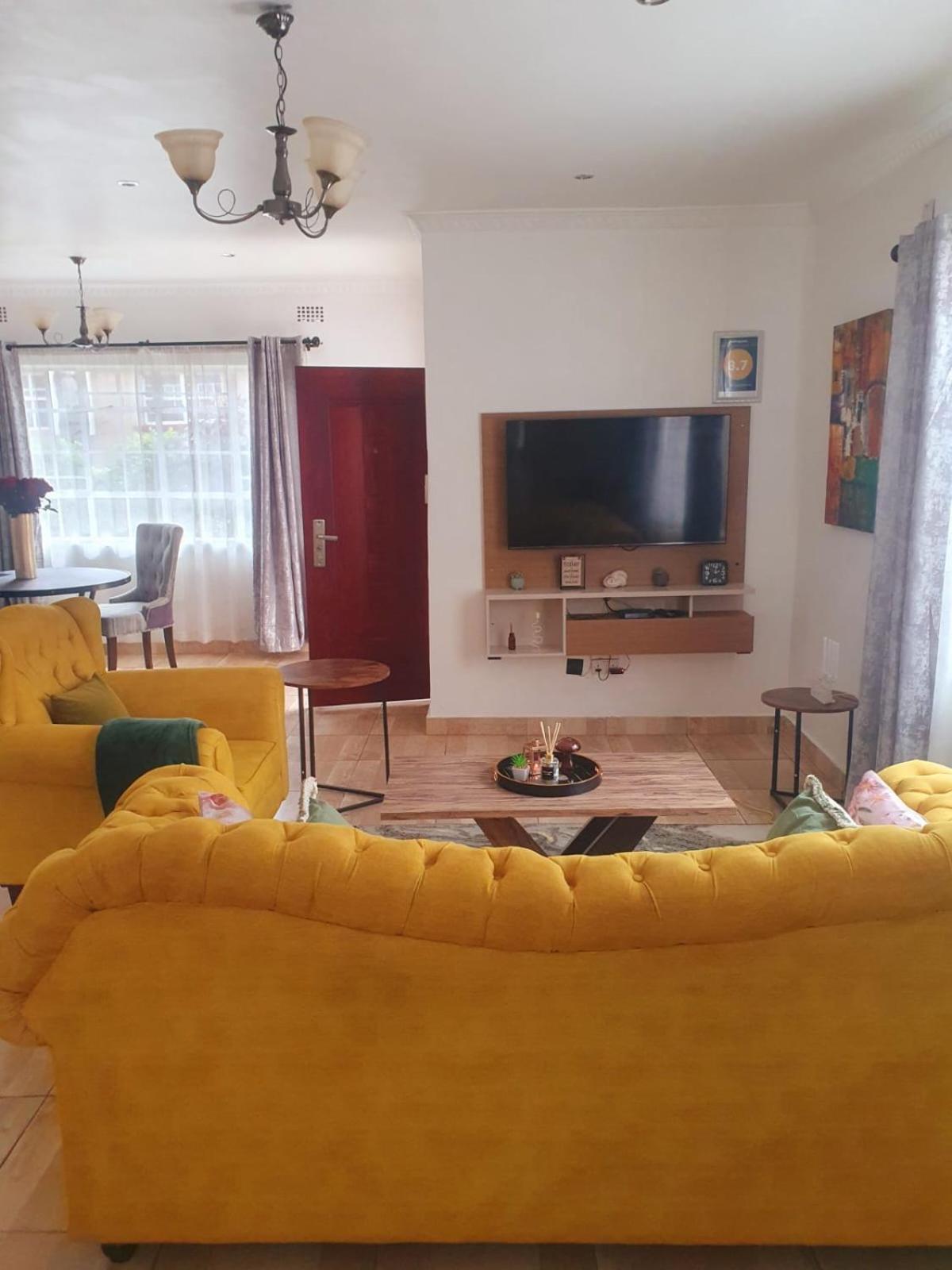 Crystal Apartments Lilongwe Ngoại thất bức ảnh